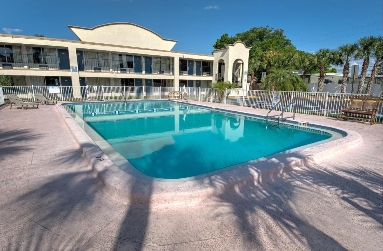 Bayside Inn Pinellas Park - Clearwater Ngoại thất bức ảnh