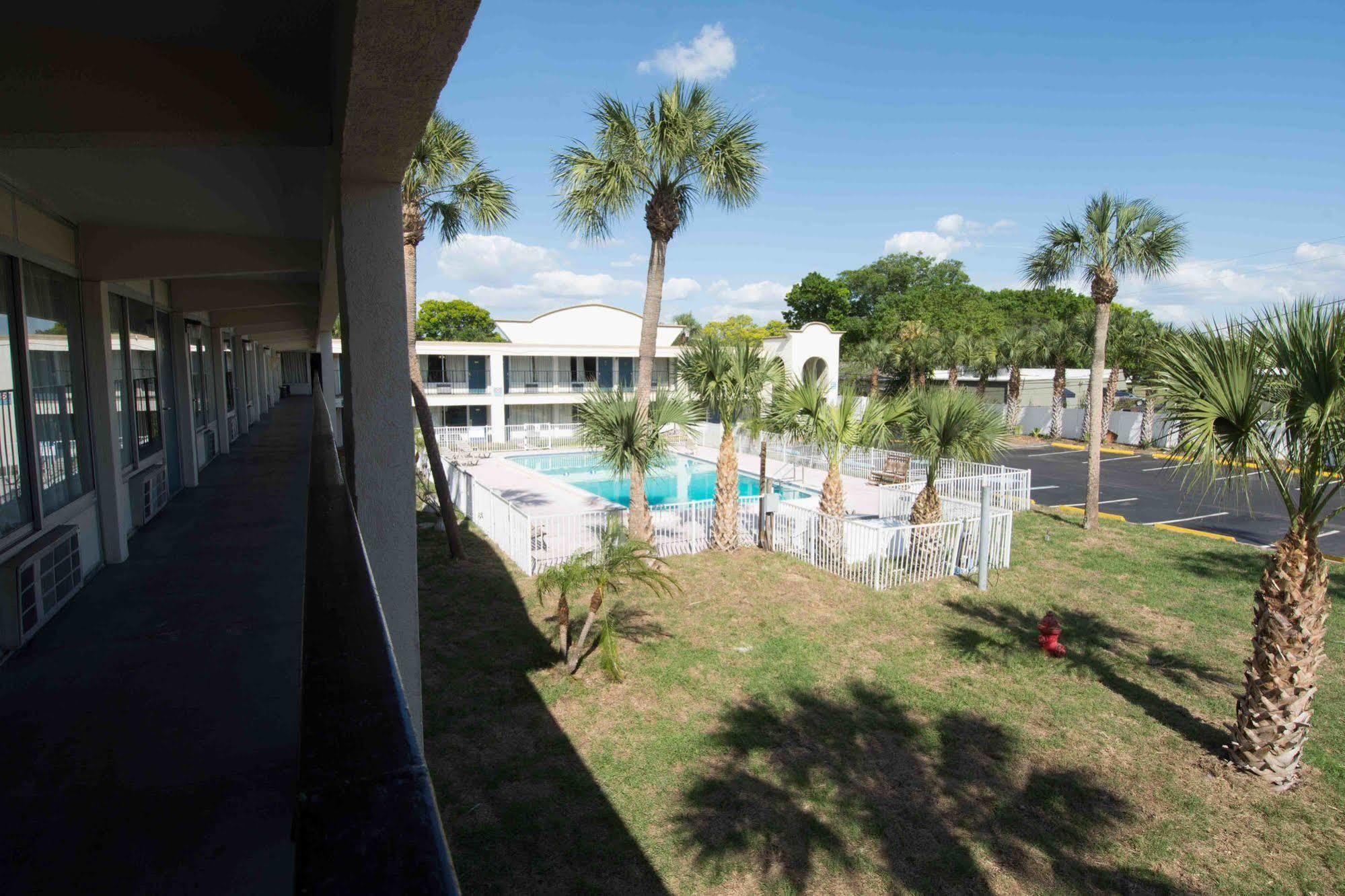 Bayside Inn Pinellas Park - Clearwater Ngoại thất bức ảnh