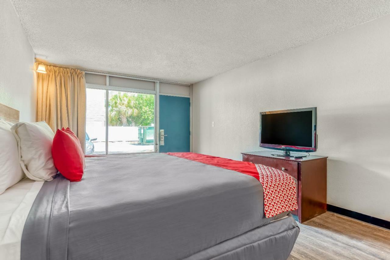 Bayside Inn Pinellas Park - Clearwater Ngoại thất bức ảnh